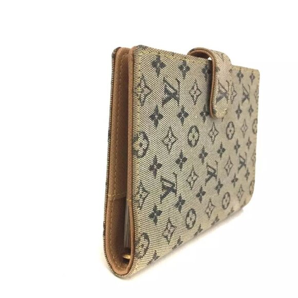 Louis Vuitton Monogram Canvas Agenda Cover - Picture 4 of 8